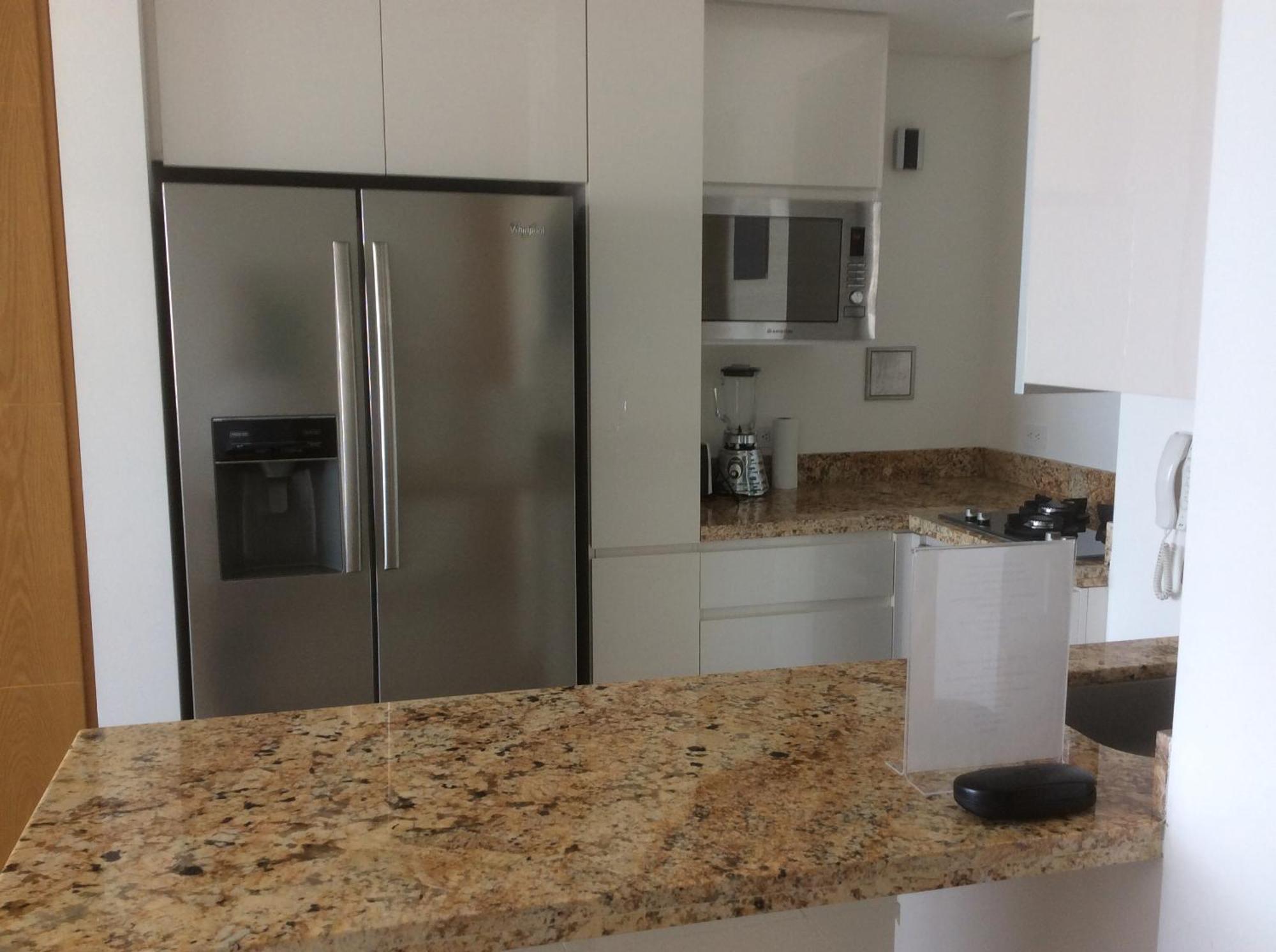 Apartamento En Lujoso Edificio H2 Plaza Bocagrande Картахена Экстерьер фото